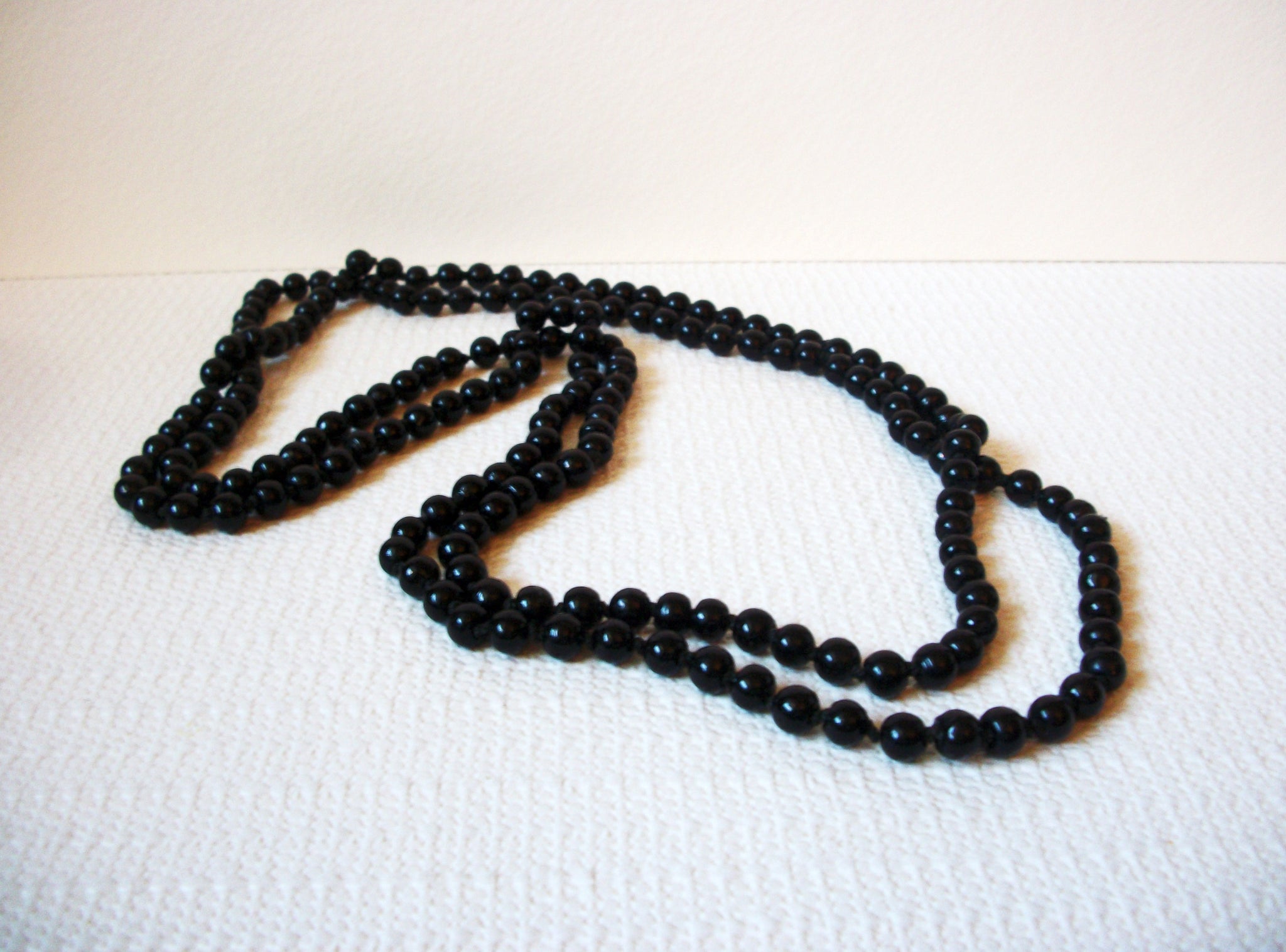 Retro Black Glass Beads Necklace 100420