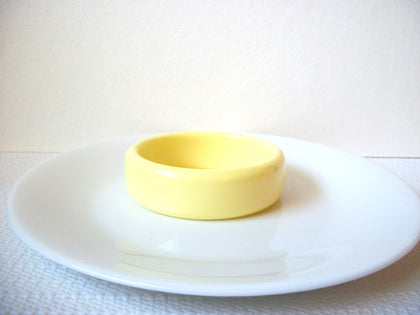 Retro Yellow Bangle Bracelet 100620