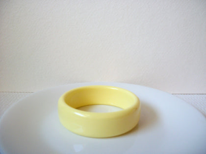 Retro Yellow Bangle Bracelet 100620