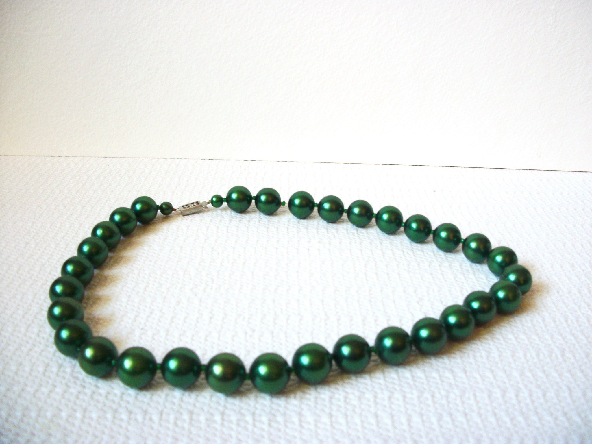 Retro Emerald Green Faux Pearl Necklace 100520