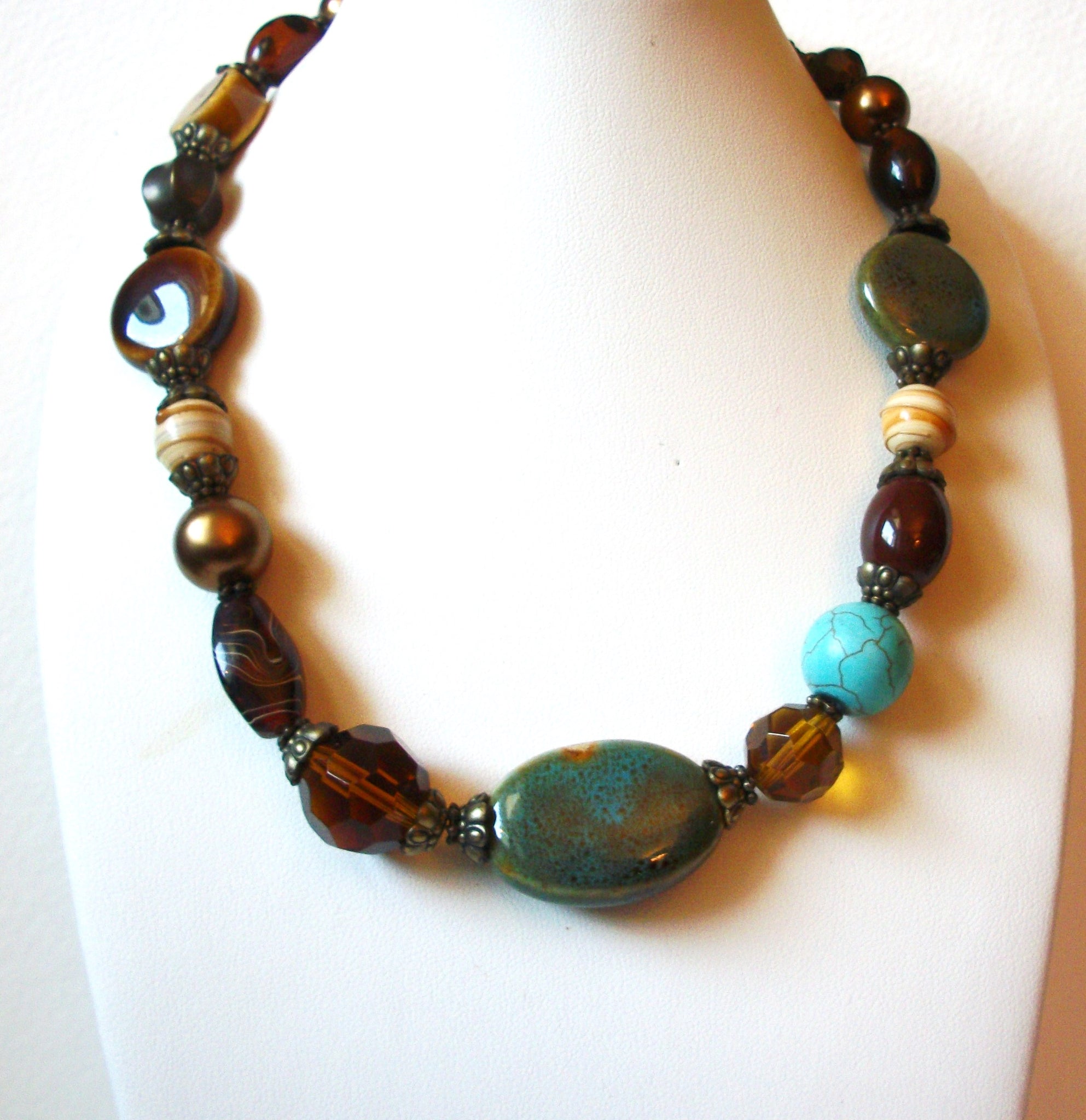 Vintage Pottery Stones Southwestern Necklace 100520