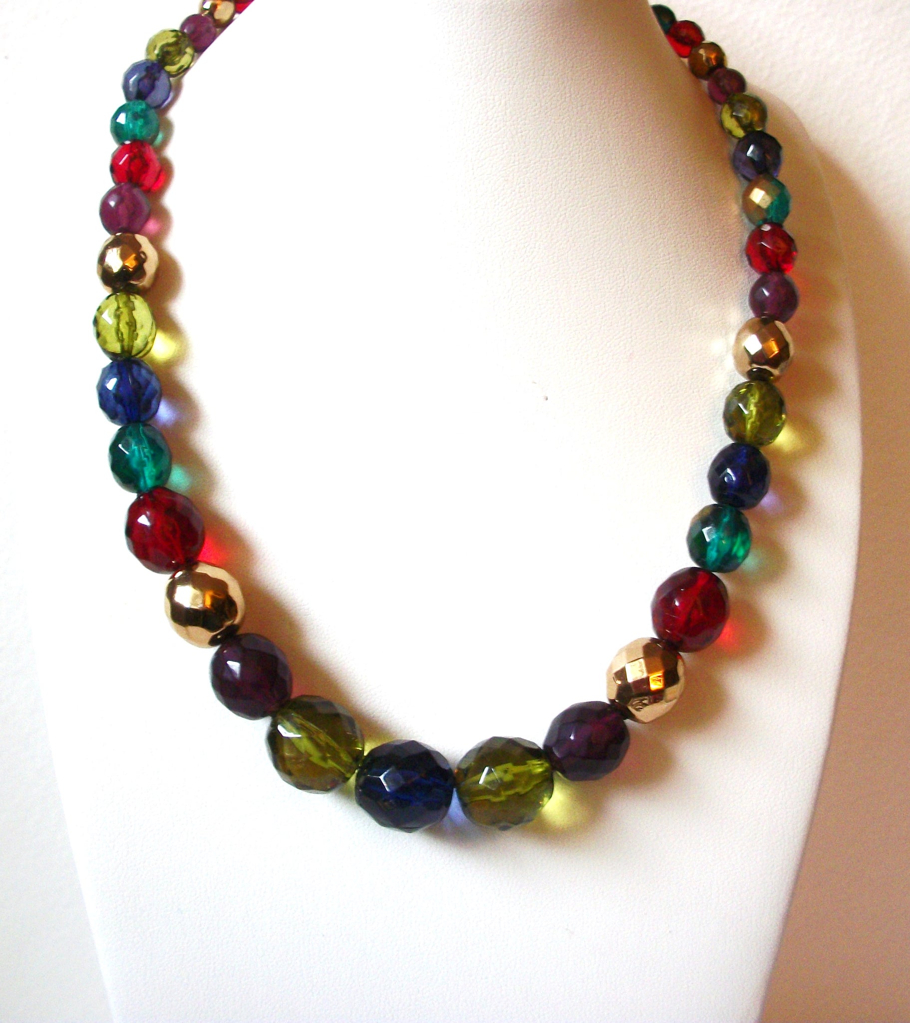 Retro Mystic Colorful Necklace 100720