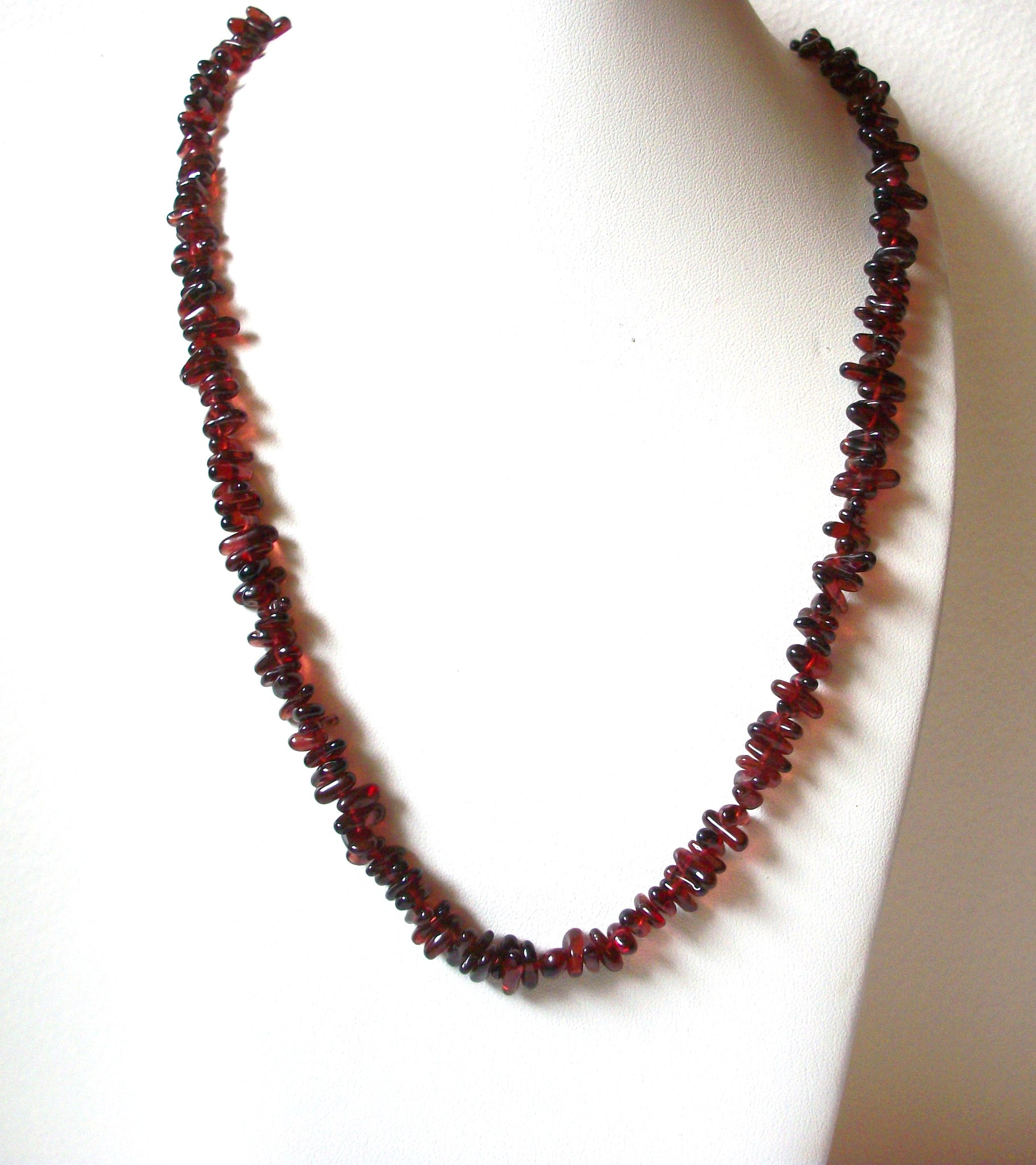 Vintage Dark Red Glass Necklace 100720