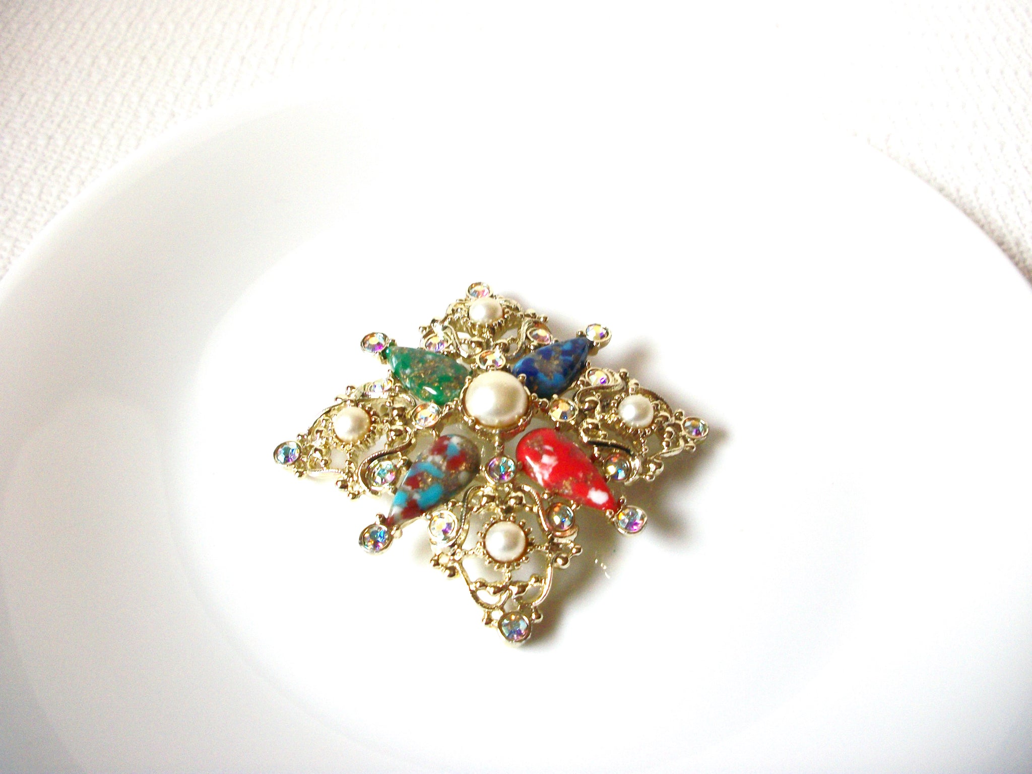 SARAH COV Brooch Pin 100720