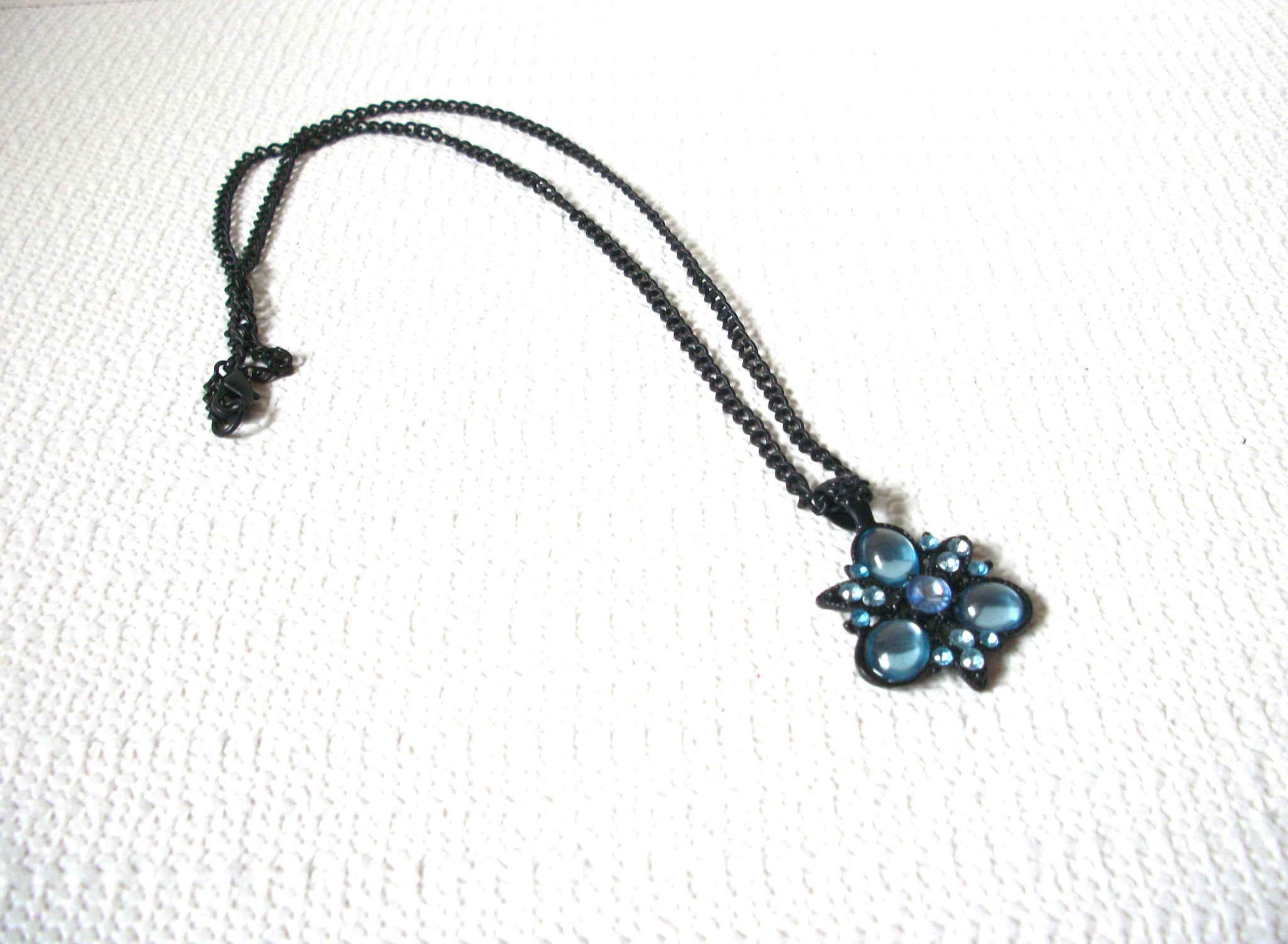 Vintage Blue Rhinestone Flower Necklace 100820