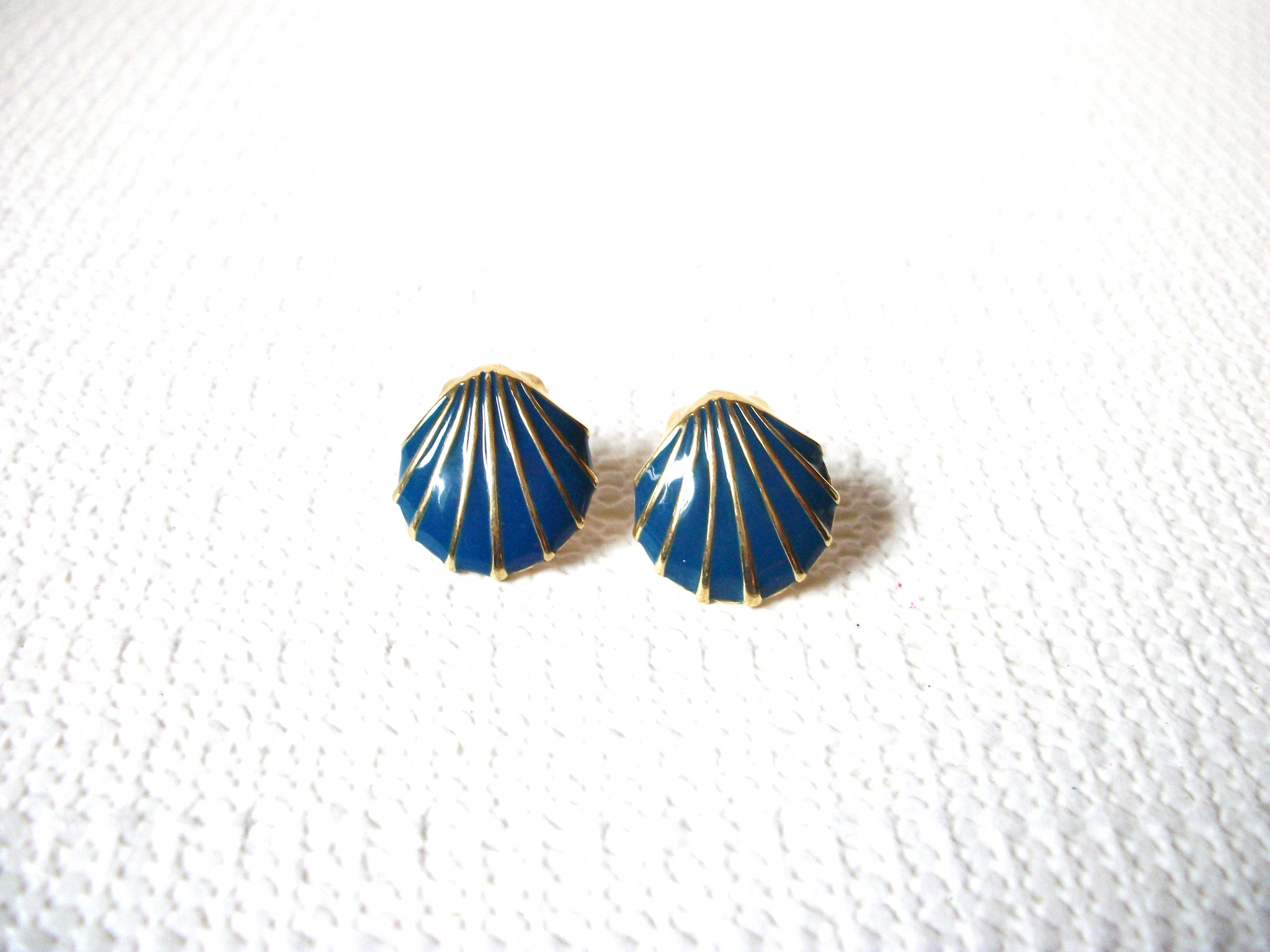 Vintage Gold Blue Shell Earrings 100820