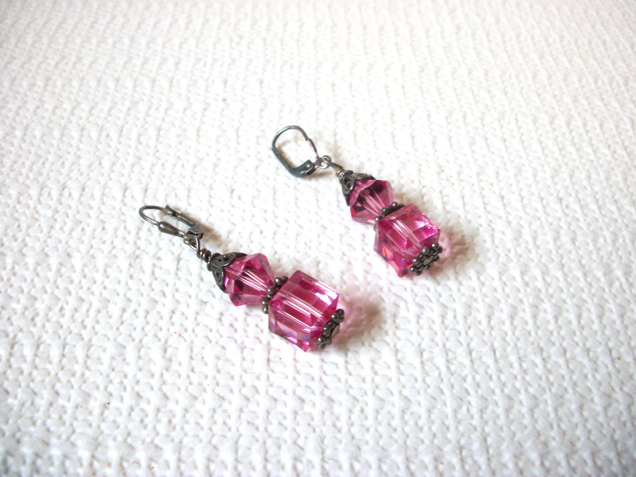 Retro Pink Glass Earrings 100820