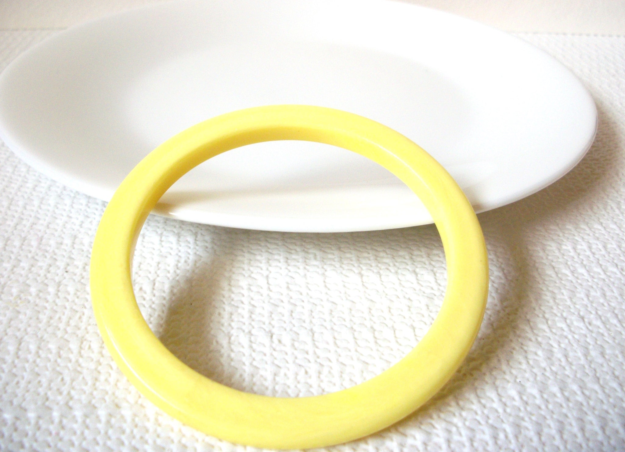 Retro Yellow Bangle Bracelet 100820