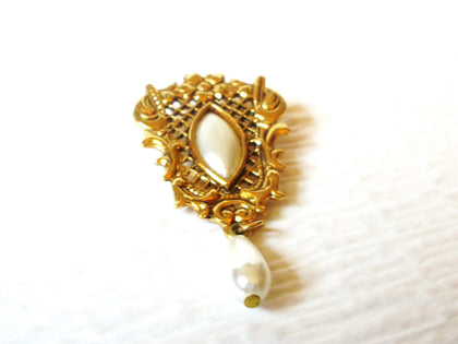 Vintage Gold Toned Baroque Faux Pearl Brooch Pin 9216