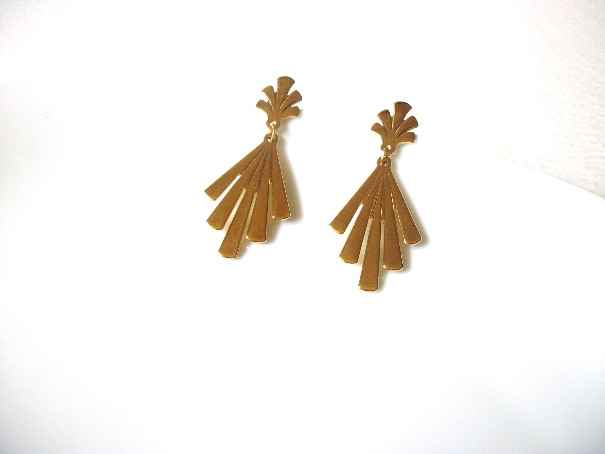 Retro Gold Toned Metal Dangle Earrings 92816