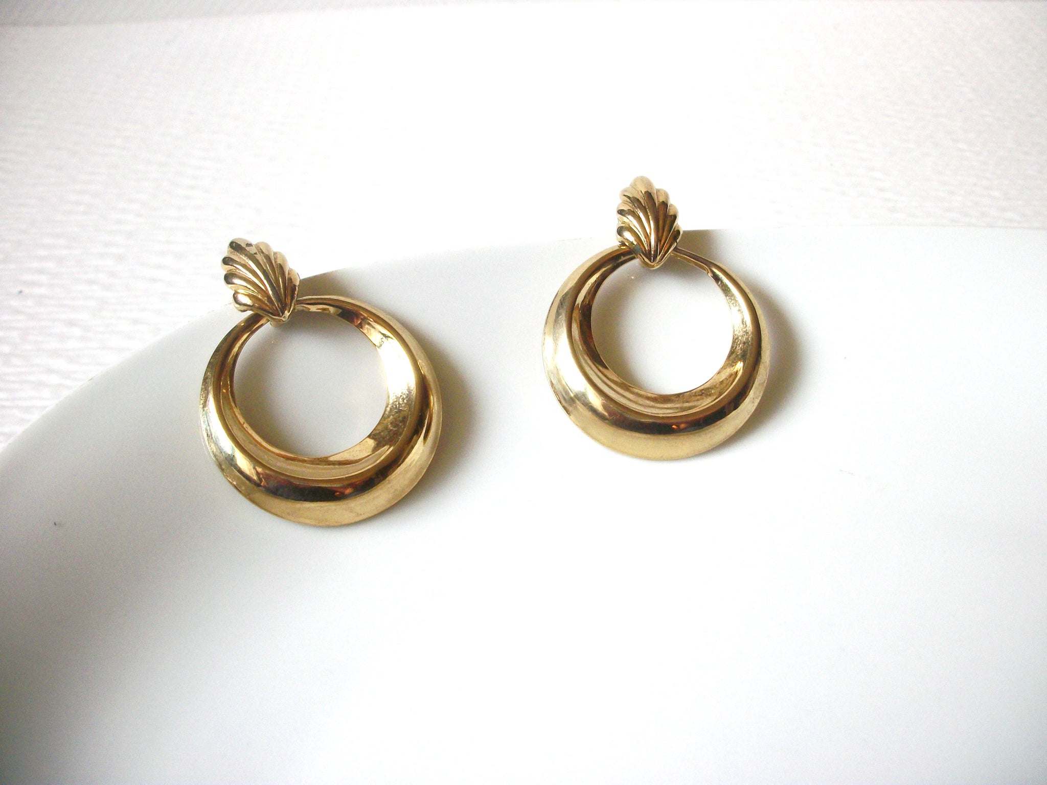 Retro Gold Toned Doorknocker Earrings 92017