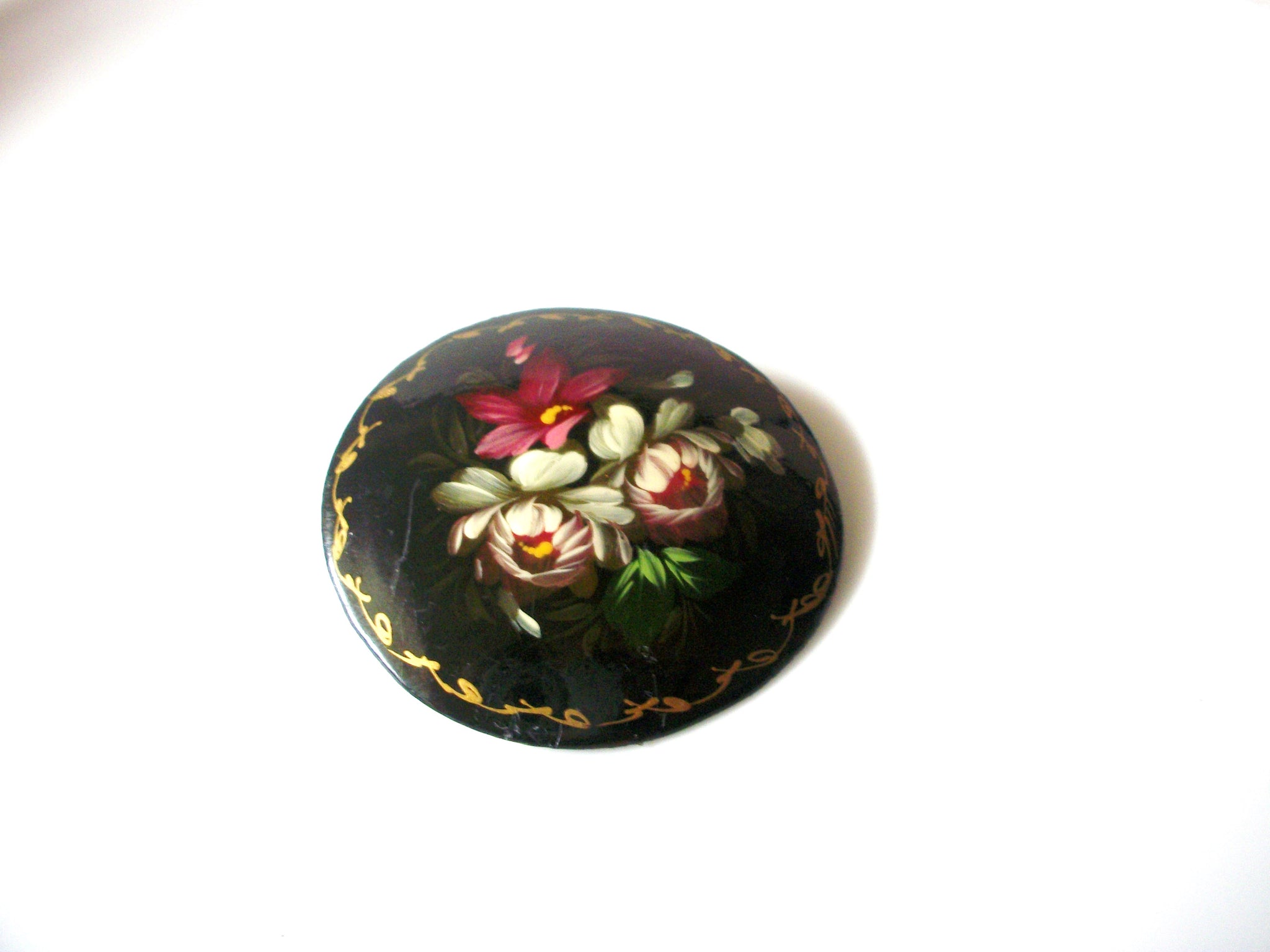 Vintage Signed 1992 Russian Wood Lacquered Floral Brooch Pin 92117