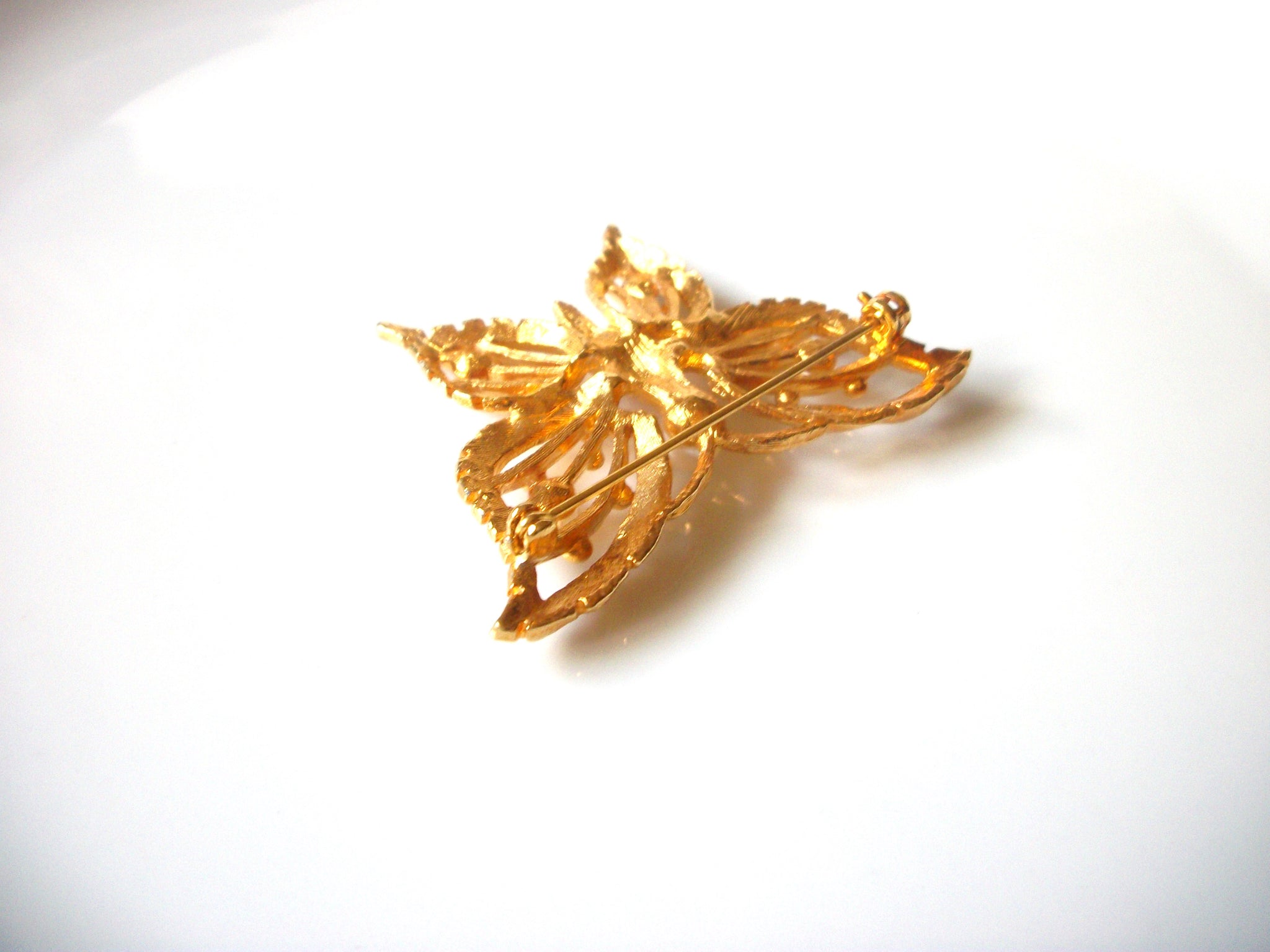 Vintage Gold Toned Faux Pearl Butterfly Brooch Pin 92017
