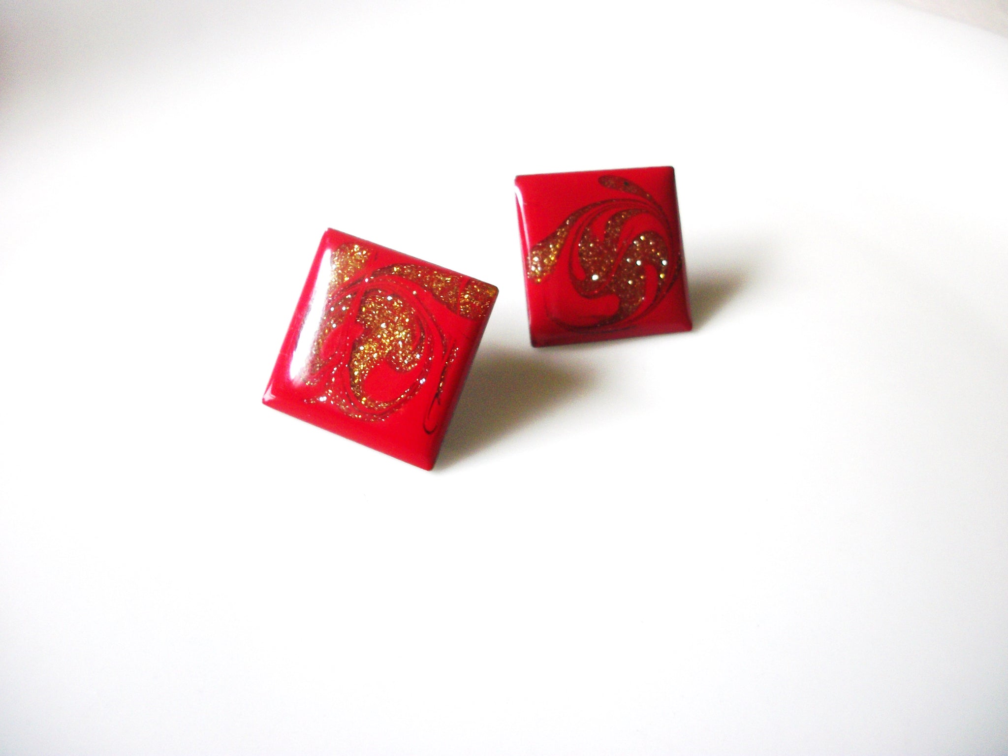 Retro Red Gold Glitter Square Enameled Earrings 92816