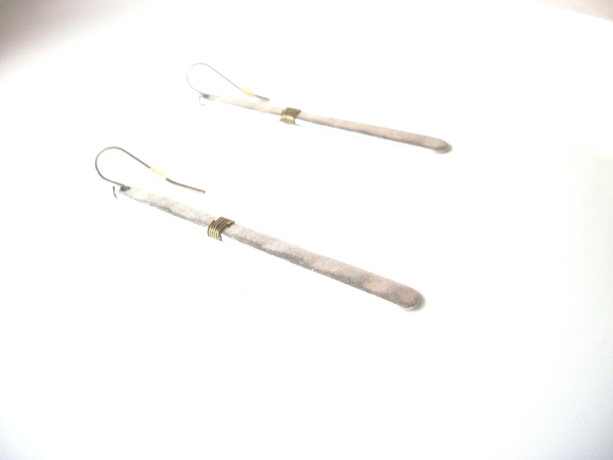 Vintage Ethnic Thin Long Silver Gold Toned Earrings 80417