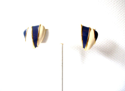 AS IS Designer JS Vintage Gold Toned Enameled Cream White Blue Clip On Earrings 80417