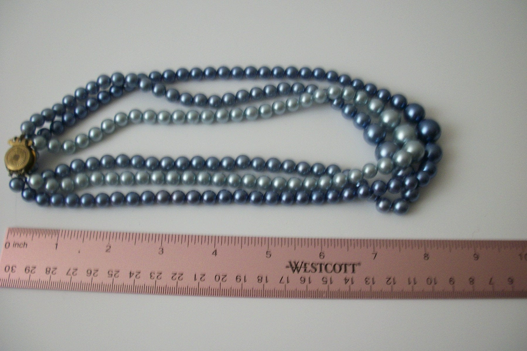 Vintage 1940s Lady Sings The Blues Gray Blue Metallic Faux Pearl Triple Strand Necklace 52018