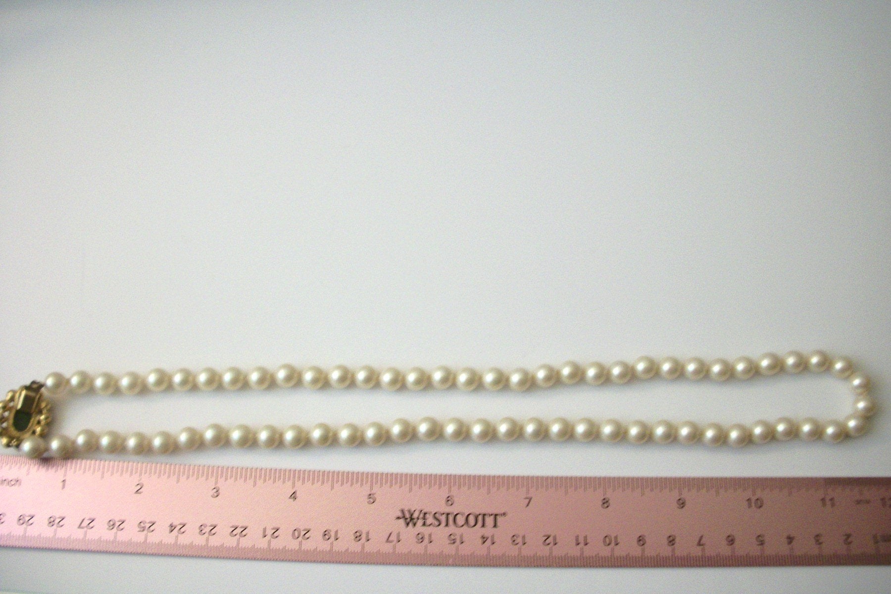 Vintage Elegant Glass Pearls 24 Inch Long Necklace 52018
