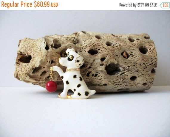 Vintage KENNETH JAY LANE Dalmatian Dog Brooch 71218