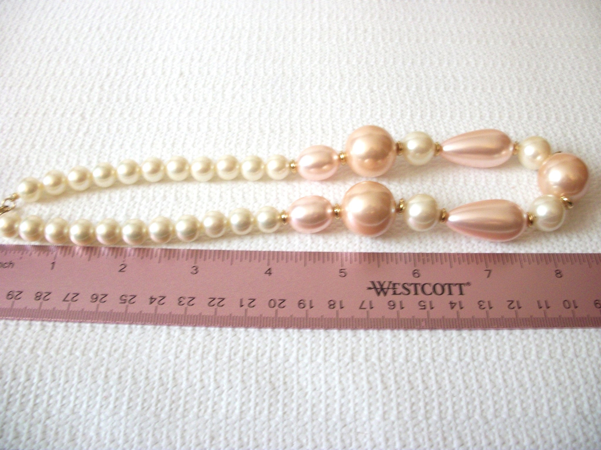 Vintage Pale Pink White Faux Pearl Necklace 71218S