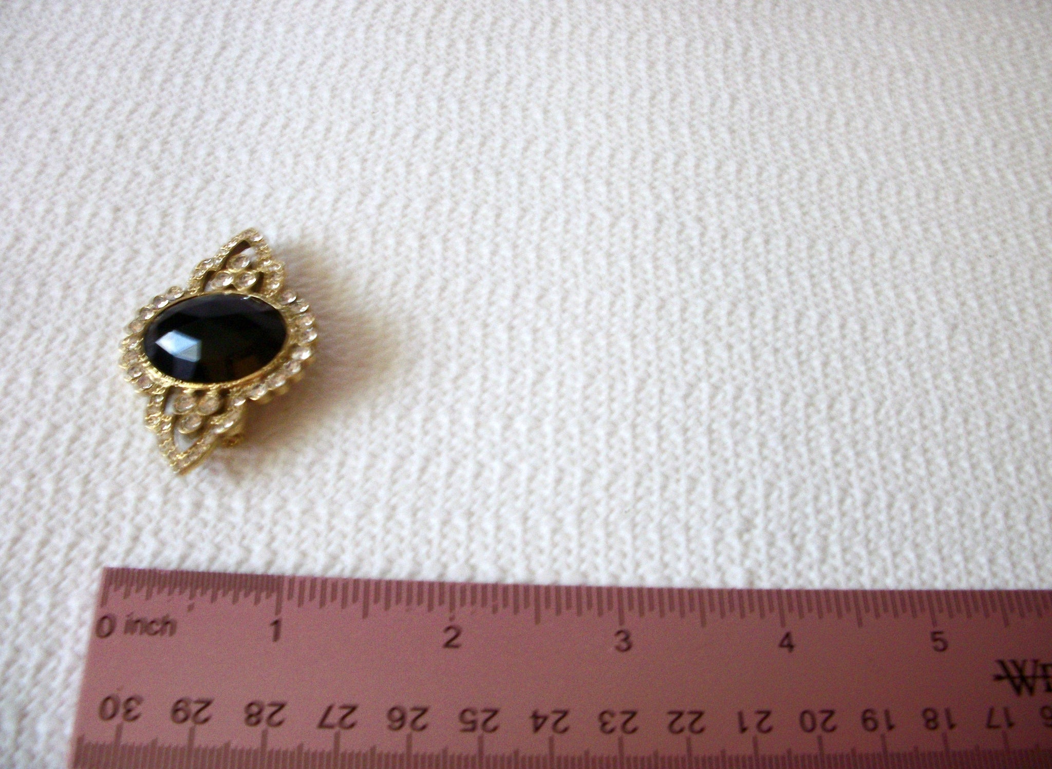 Vintage Gold Tone Black Rhinestones Brooch 71218T