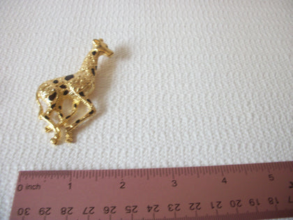 KC Stamped Larger Enameled Giraffe Brooch Pin 71218T
