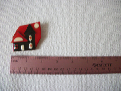 LUCINDA Bright Bold Red Black House Pin 71218T