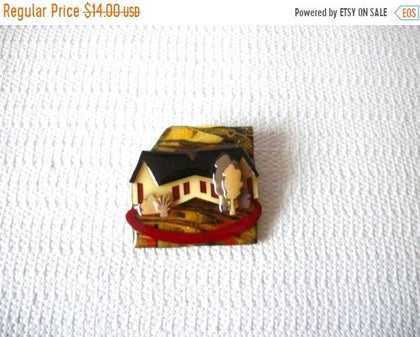 Vintage LUCINDA 3D House Pins, Designer Lucinda 71218T